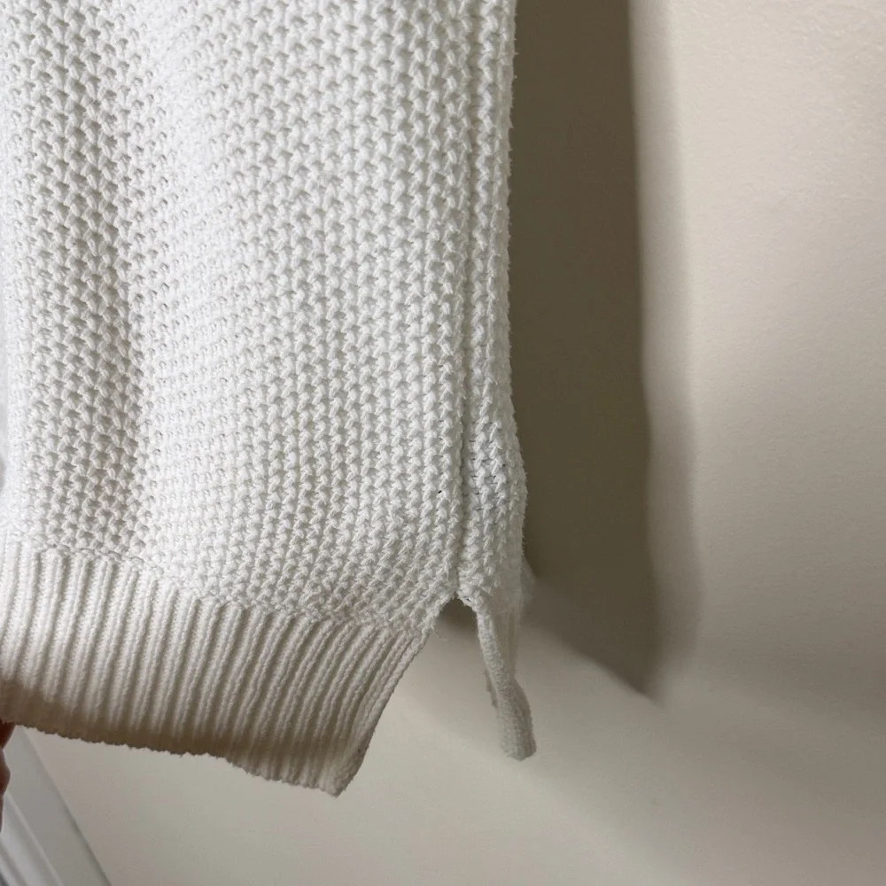 Lauren Ralph Lauren V-Neck Sweater in White Size XL - Picture 6 of 11